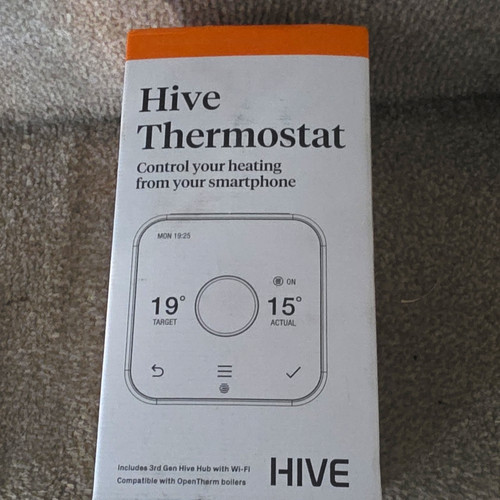 Hive thermostat with hub - hub, for